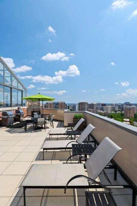 Incredible Apartment With Rooftop In Pentagon City Arlington Eksteriør billede